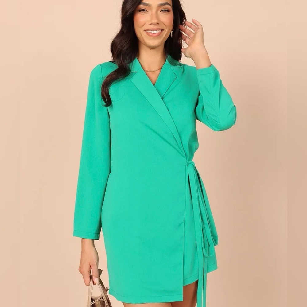 NWT Petal + Pup Summit Blazer Dress Green Wrap Mini Long Sleeve XS
